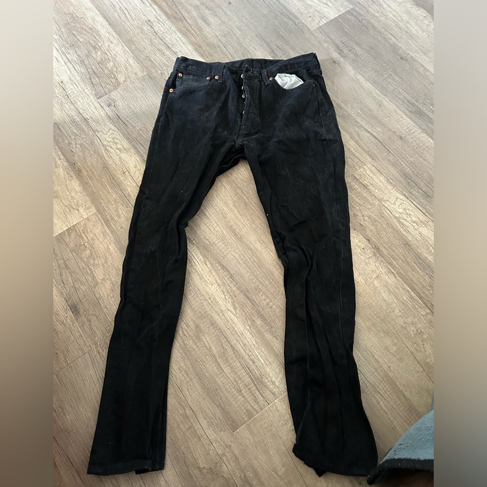 Men’s Levi jeans